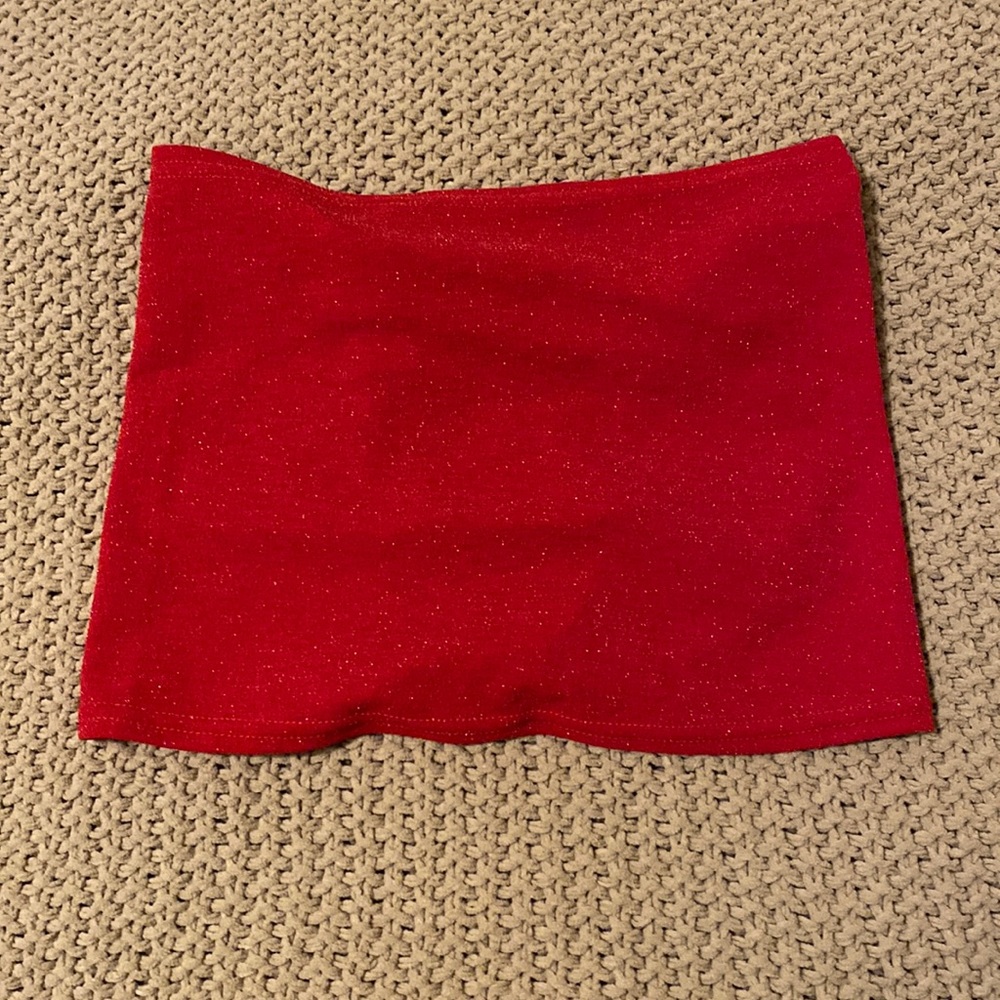Red sparkly crop top ❤️‍🔥
